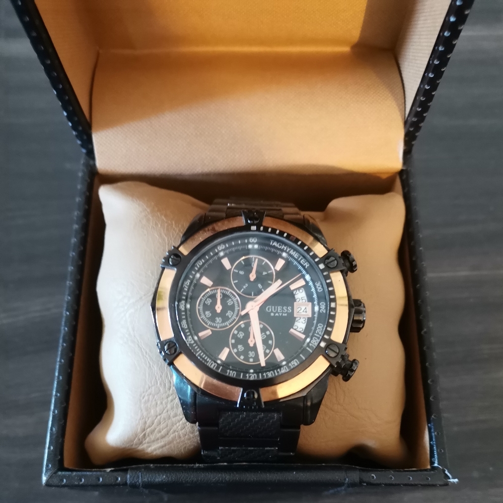 Guess watch